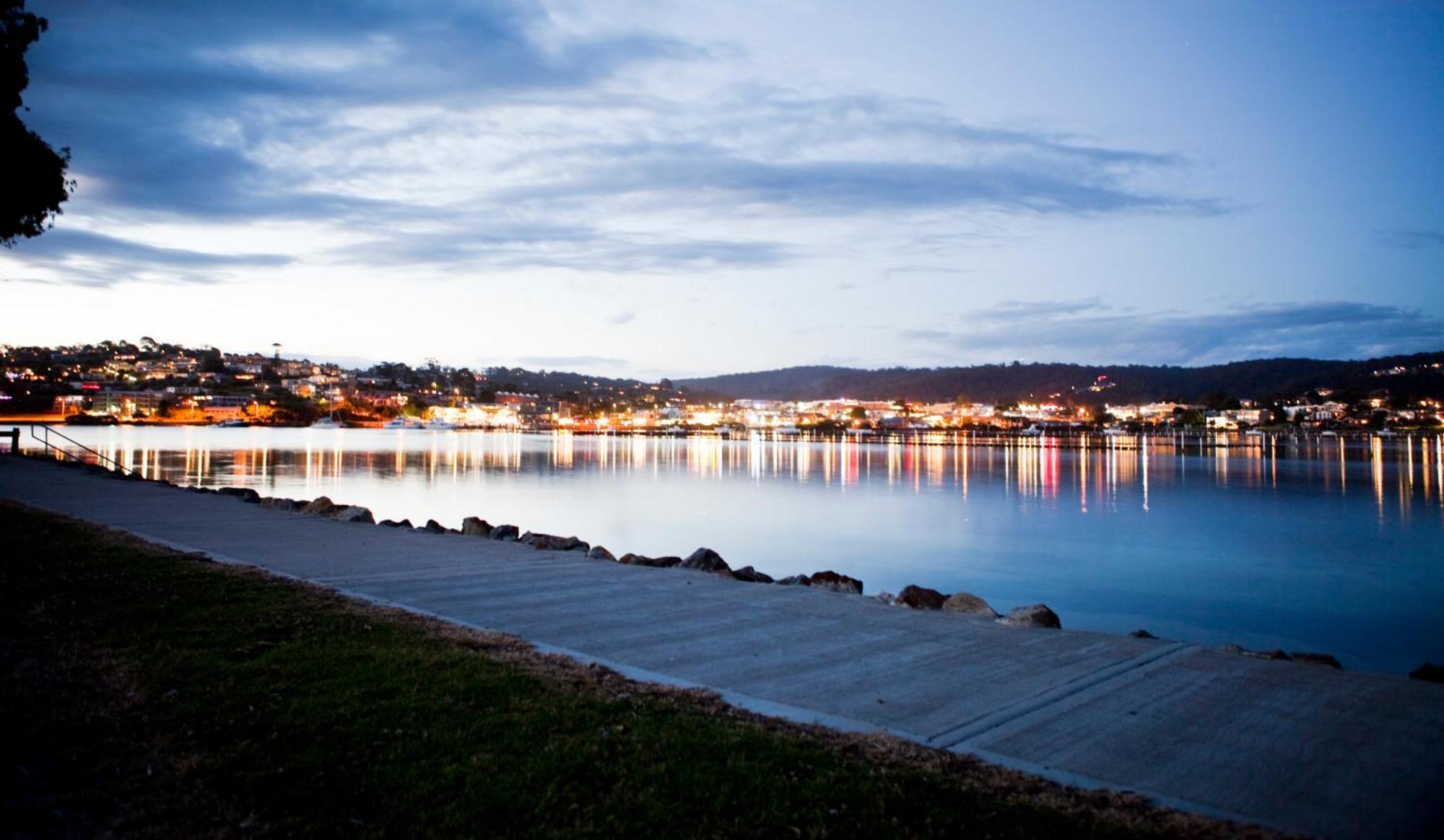 The Retreat Lakeside Меримбула Экстерьер фото